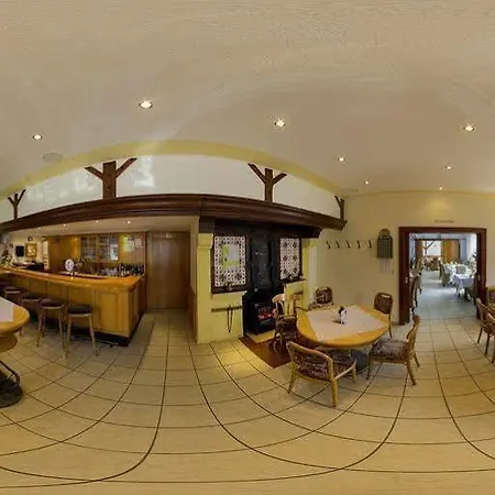 Hotell Hof Zum